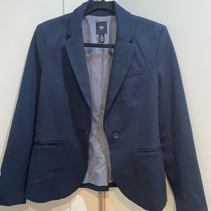 Size 4 navy blue GAP blazer in great condition
